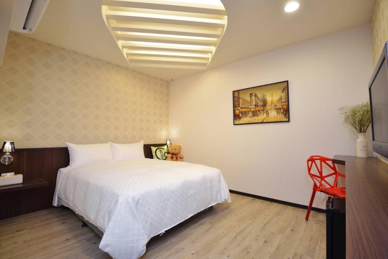 Ching She Hotel Tainan Bagian luar foto