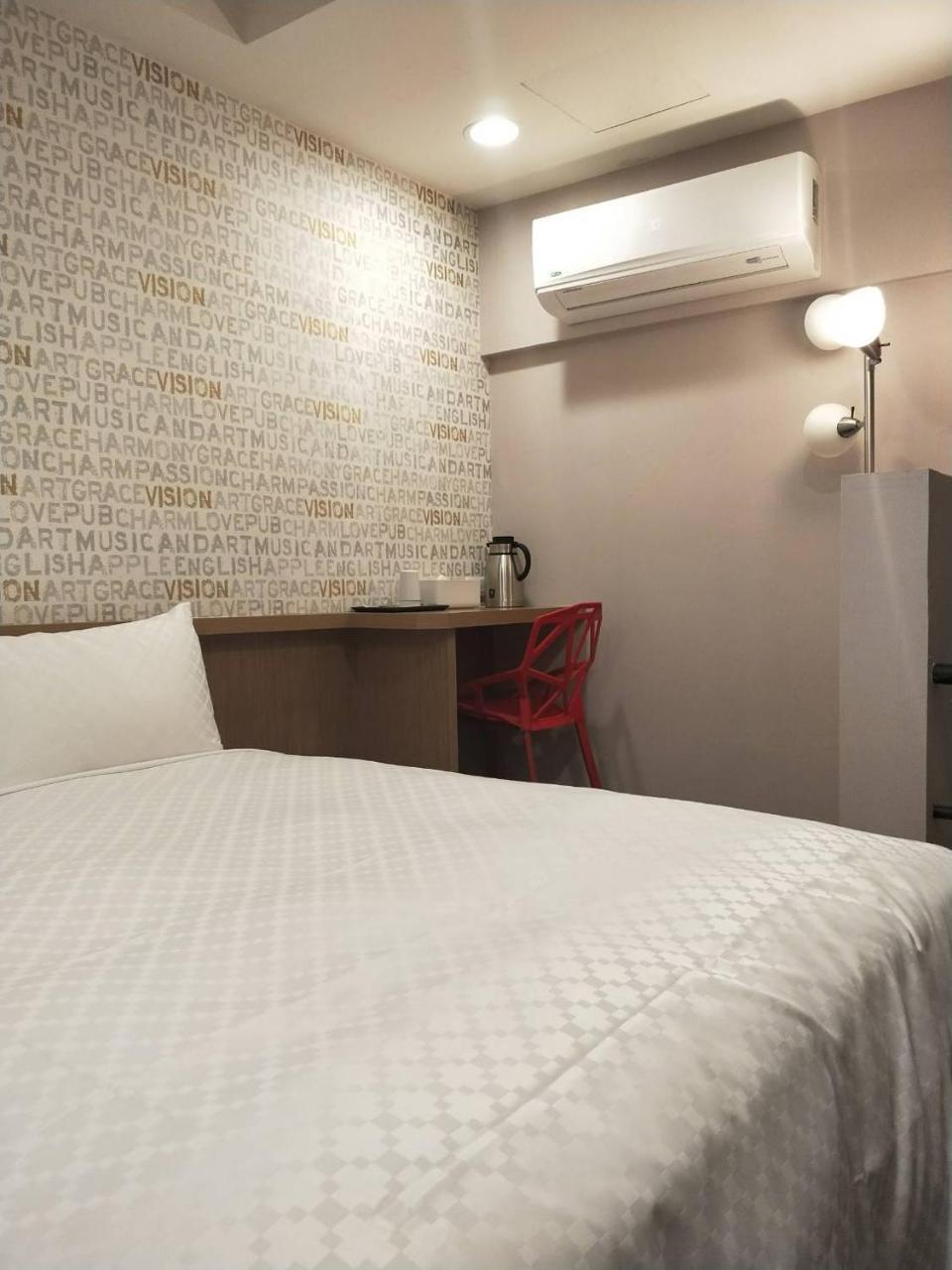 Ching She Hotel Tainan Bagian luar foto